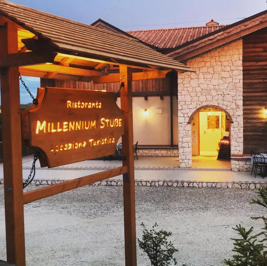 Millennium Stube Locazione Turistica Bed and Breakfast Zovencedo Exteriör bild