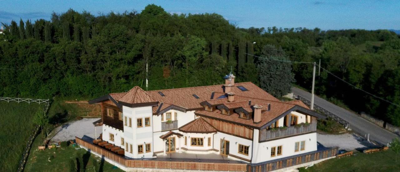 Millennium Stube Locazione Turistica Bed and Breakfast Zovencedo Exteriör bild